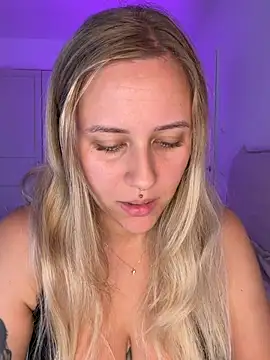 Lunawolf21 - finger pussy close up 💦