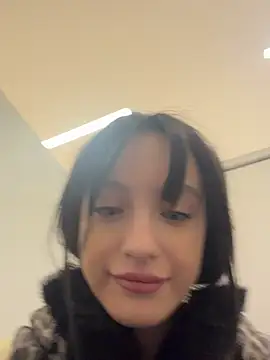 Lilonok - Naked show 7 min and play virgin pussy