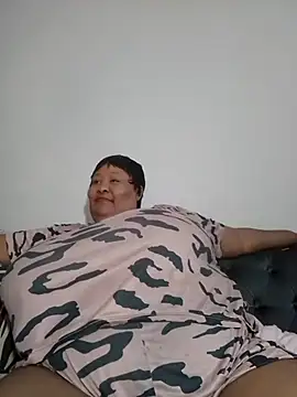 Nancy111 - Make Me cum and squit in my toy