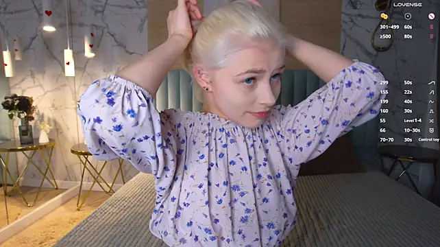 SandyShayes - tease with stockings