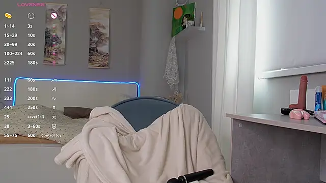 Kellybbface - finger in ass