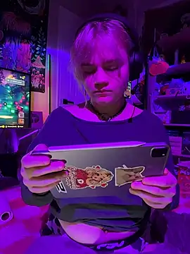 Cutiepiespanks - Hot Wax on my Ass