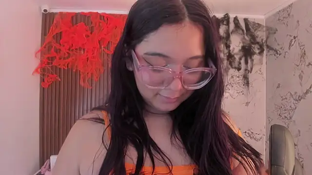 MADISON_ROWAN1 - Rub ice in my pussy and moan❤️‍🔥😋