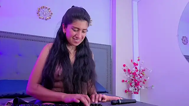 MihaCarther - Play with my pussy Dyldo