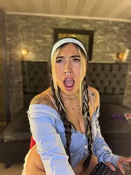 ManuelaVeeleez