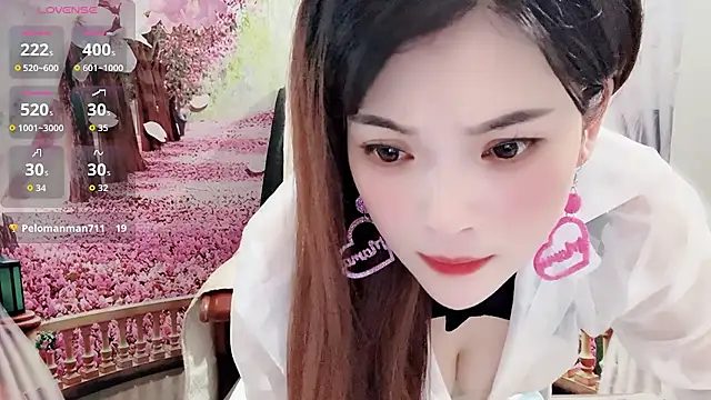 Xiaoxiao-258 - 完成目标脱衣内裤赛嘴里色色哥哥