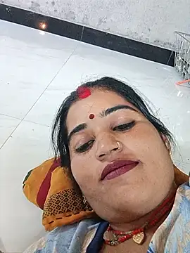 Hot_kamla