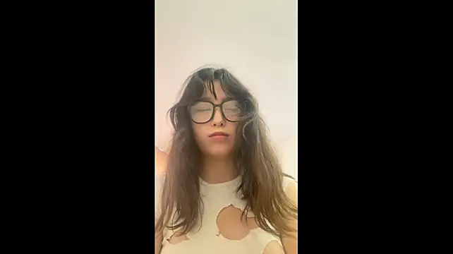 AlisaNaughty - Undress me😏💕