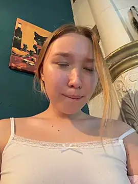 -NaughtyAngel- - 🍒 CLEAVAGE CLOSE-UP in cafe