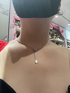 YummyLoveYou - 口交大鸡吧一分钟