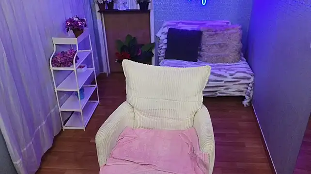 ValentinaMora_ - 🍉Oil massage ass & spanks hard🍉