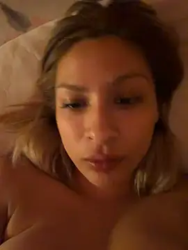 JessyAfterDark - Strip me naked babyy