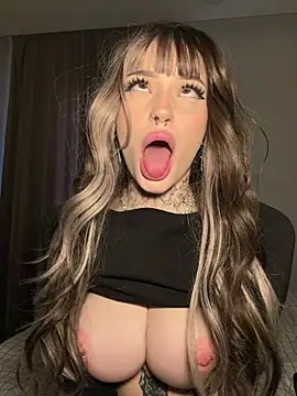 Madelinexx - 🍒5 mins topless🍒