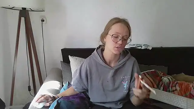 Leni-Fuchs - boobs oil ticket show