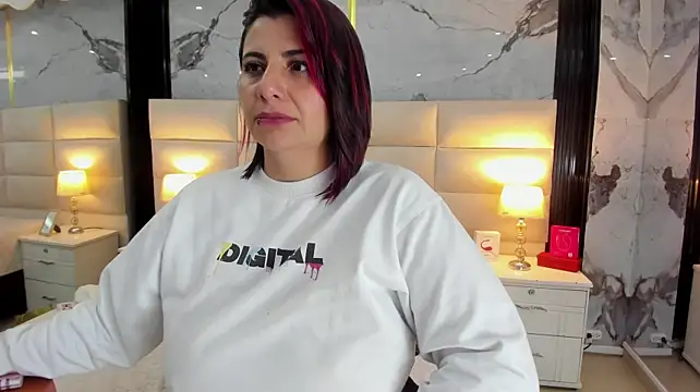 Angele-roux- - Play dildo