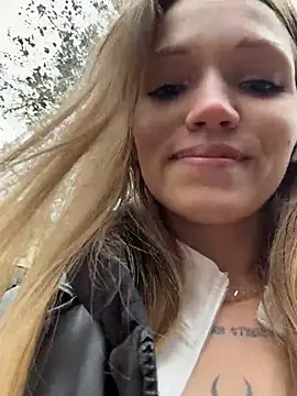 StreetSquirt - rub+pinch nipples in public