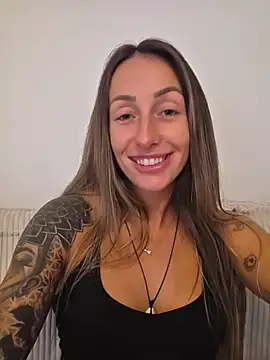 NicoleKaiser - Shake My Ass / Twerk