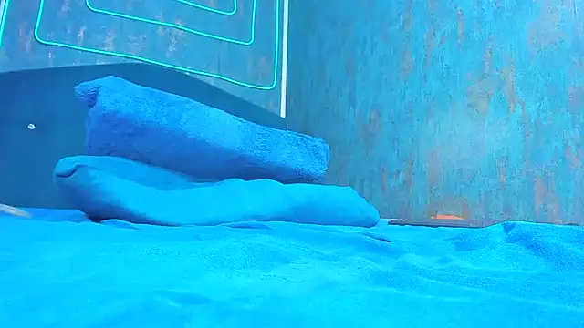 RedAssHottie - squirt