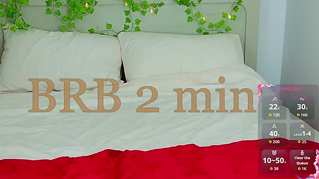MilaReef - Rub lotion on my asshole