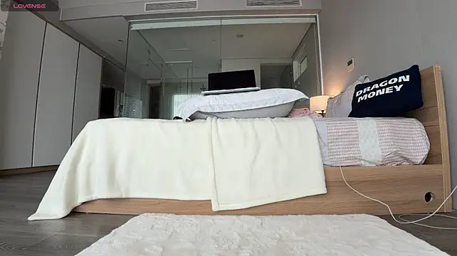 Aliceimhorny - top off