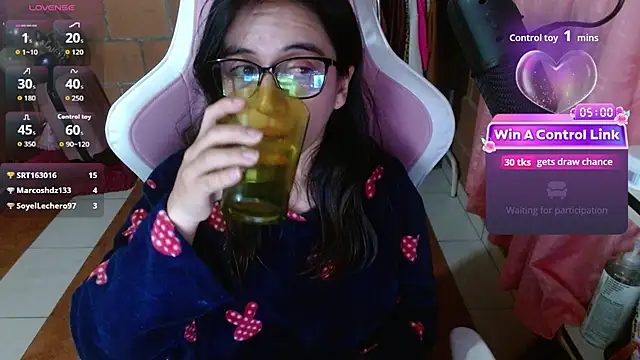 Maggie_Fox3 - SHOW CUM