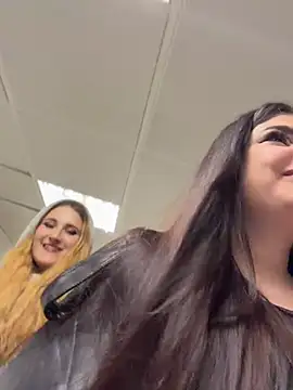 AmelliaDiamond - Amelia kiss ass Adel