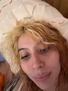 YunoRose_ - Finger in my pussy