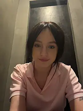 Lilonok - Naked show 7 min and play virgin pussy