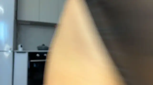 Molly_Beauti - Double penetration and SQUIRT