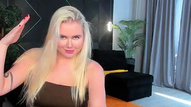 Julia_robertson - ❤️blow job + topless💞