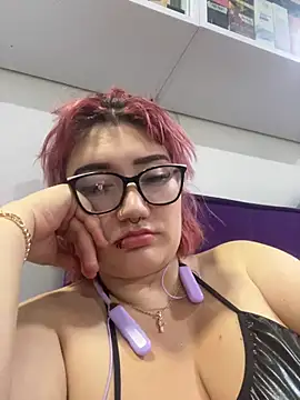 Cerecitaa02_ - move ass fron my boss