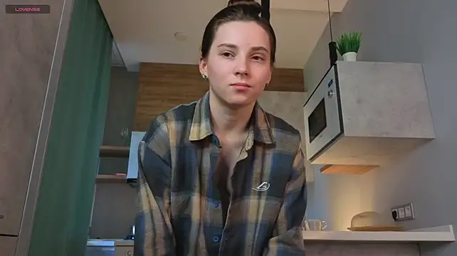 DonnaBurkee - lick my boobs and suck nipples