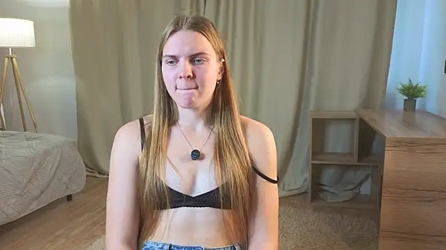 Nicolatelith - Show my tight butt