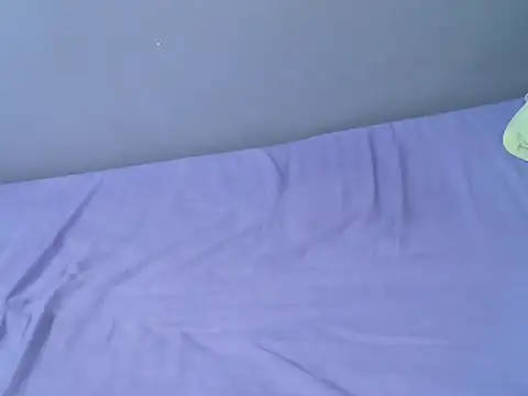 Femaqueen - SQUIRT ON PANTYHOSE