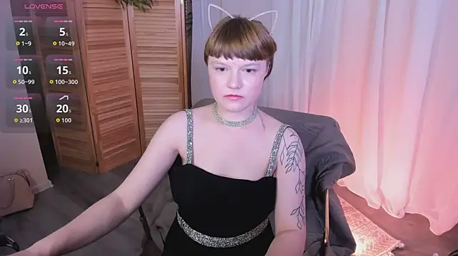 Lily_Belle__ - Touch you with feet