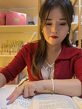 Xiaoxiao-y - 脱内内