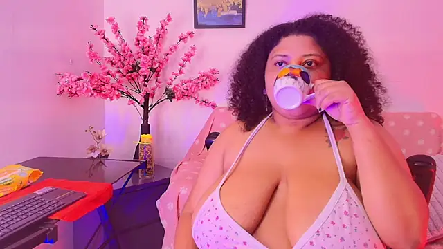 Ayliinn_ - suck breasts 🤤