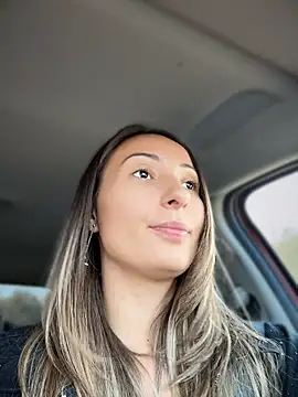 Wonder_Kari - Hi guys 💋 make me 🔥🥵