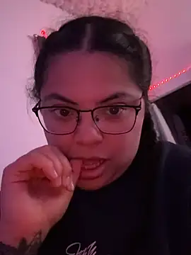 Drizzypeach602 - 12 inches for Mia