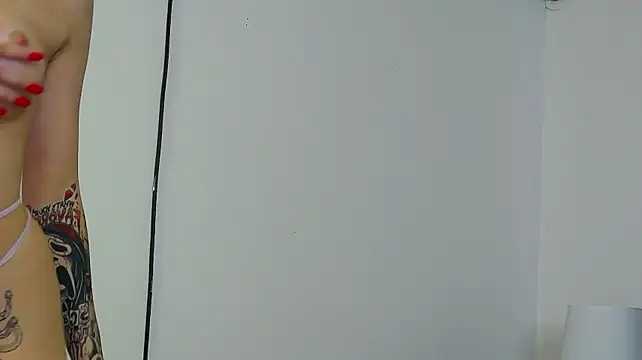 KarmaFoxx - make me wet and hard