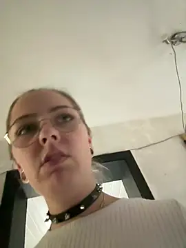 MaryPeach666 - Boobs out 5min 🍒