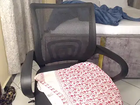 Booby_savage - clap ass