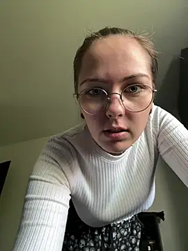 MaryPeach666 - Boobs out 5min 🍒