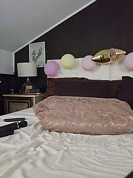 SensyTV - Make Mommy Pussy go crazy 🍑