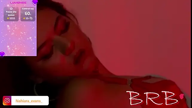 NahiaraEvans_ - suck dildo