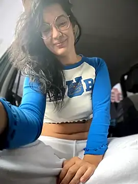 MeekyRich - 2 fingers in ass