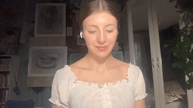 OurAnna - Lift up my top and show my bra