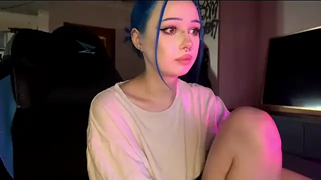 AnnieTouch - ahegao on cam + massage boobs
