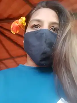 Hot-punjabi-couple - Boobs show 👙