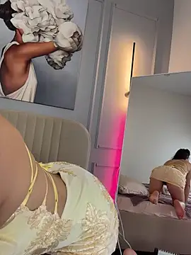 BiancaKennedy - suck your finger + cum in mouth